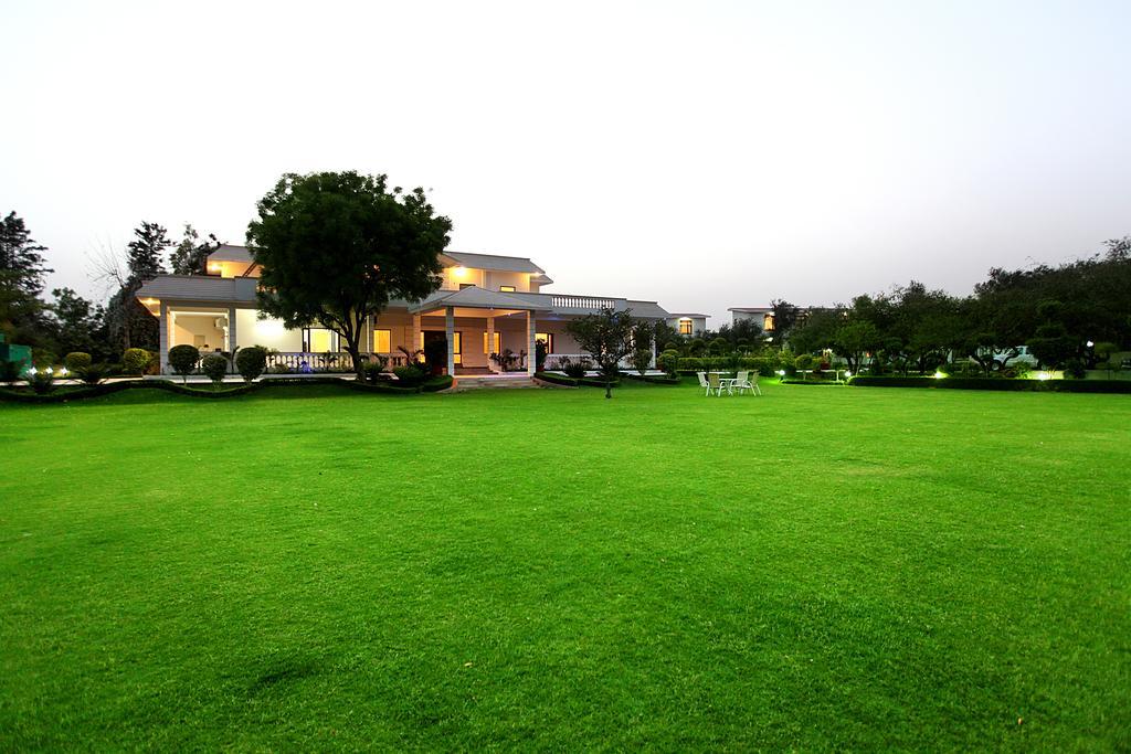 The Awesome Farms & Resorts Gothda Mohbtabad Ngoại thất bức ảnh
